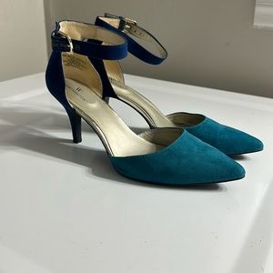 2 toned ankle strap heel.